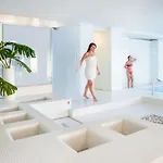 ホテル Caravelle Thalasso & Wellness