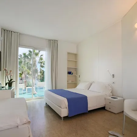 Caravelle Thalasso & Wellness Диано-Марина