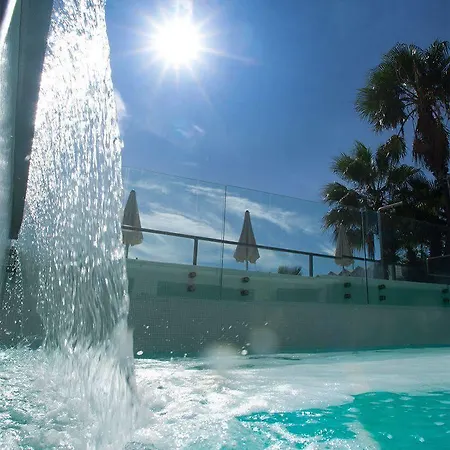 Hotel Caravelle Thalasso & Wellness 4*