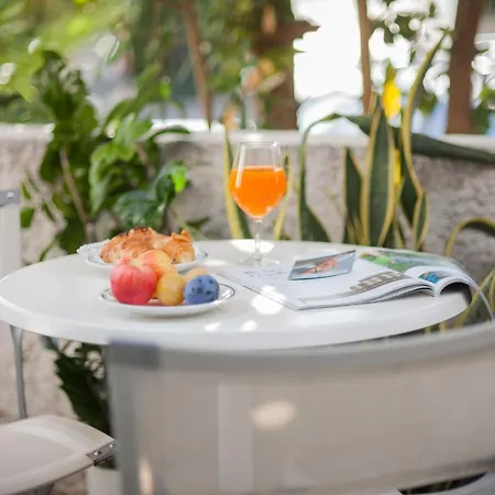 Hotel Caravelle Thalasso & Wellness 4*