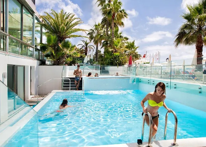 فندق Caravelle Thalasso & Wellness 4*