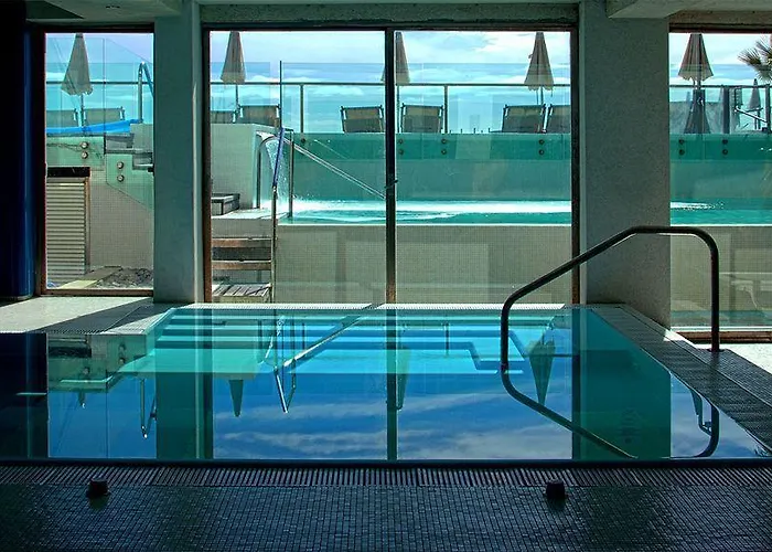 Caravelle Thalasso & Wellness فندق