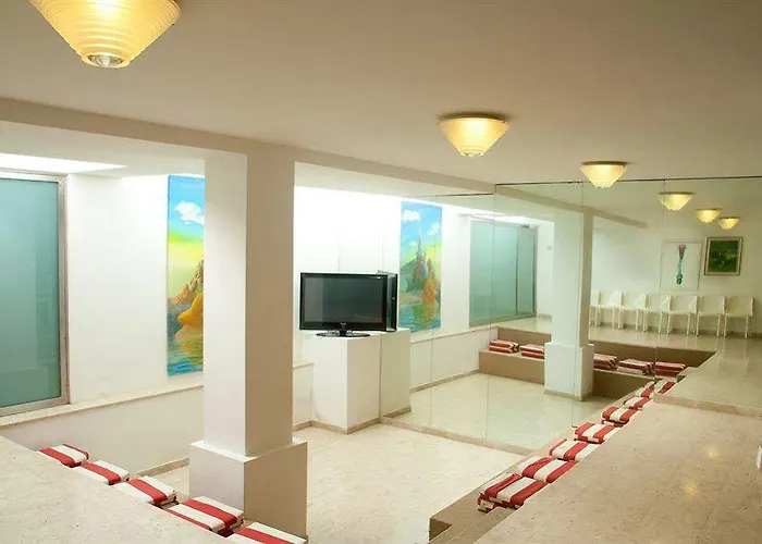 Caravelle Thalasso & Wellness 4* دْيانو مارينا