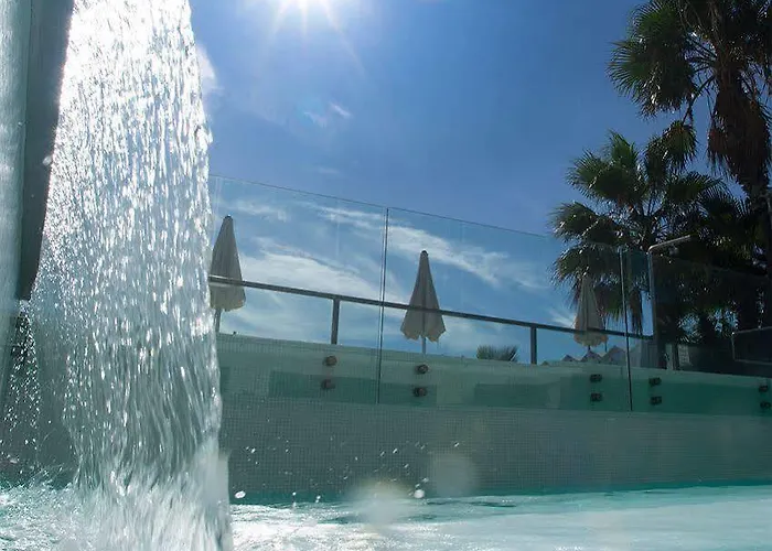 فندق Caravelle Thalasso & Wellness 4*