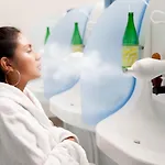 卡拉维尔海水按摩&健康酒店 4* 迪亚诺马里纳