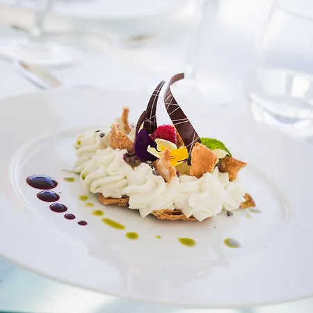 Caravelle Thalasso&wellness Hotel 4*
