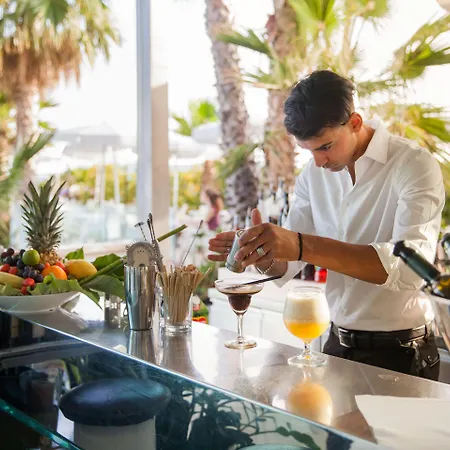 Hotel Caravelle Thalasso & Wellness 4*