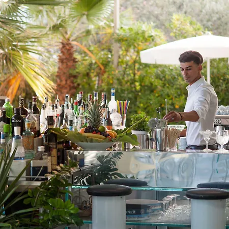 Caravelle Thalasso & Wellness 4* Diano Marina