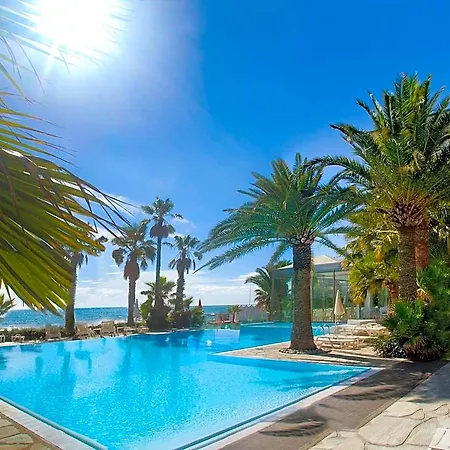 Caravelle Thalasso & Wellness Hotel 4*