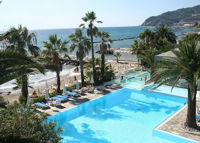 Otel Caravelle Thalasso & Wellness 4*